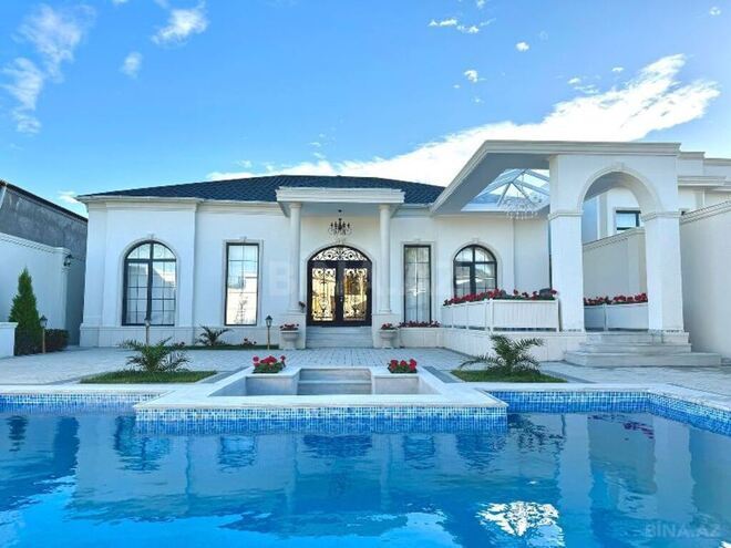 6 otaqlı həyət evi/bağ evi - Şüvəlan q. - 230 m² (1)