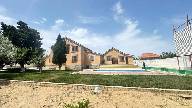 6 otaqlı həyət evi/bağ evi - Novxanı q. - 350 m² (18)