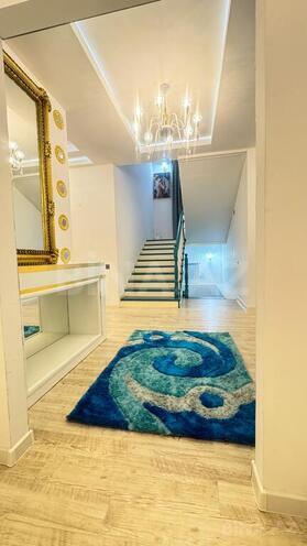 6 otaqlı həyət evi/bağ evi - Novxanı q. - 350 m² (7)