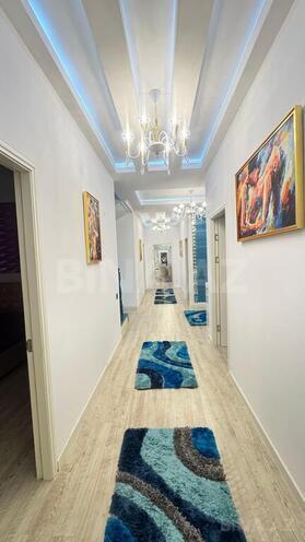 6 otaqlı həyət evi/bağ evi - Novxanı q. - 350 m² (14)