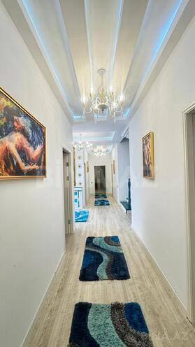 6 otaqlı həyət evi/bağ evi - Novxanı q. - 350 m² (30)