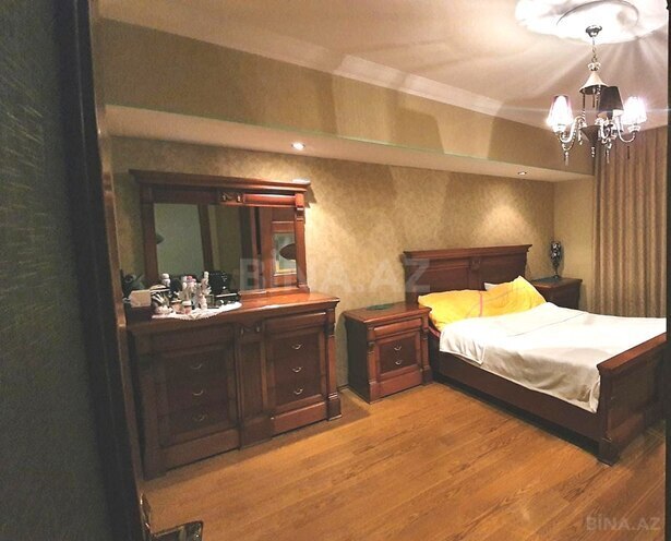 3-комн. вторичка - м. Кара Караев - 65 м² (1)