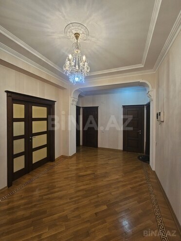 4 otaqlı yeni tikili - 8 Noyabr m. - 187 m² (3)