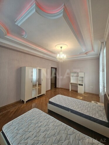 4 otaqlı yeni tikili - 8 Noyabr m. - 187 m² (14)