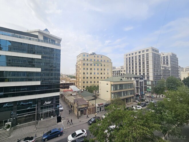 4 otaqlı yeni tikili - 8 Noyabr m. - 187 m² (7)