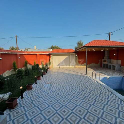 4 otaqlı həyət evi/bağ evi - Şüvəlan q. - 140 m² (6)
