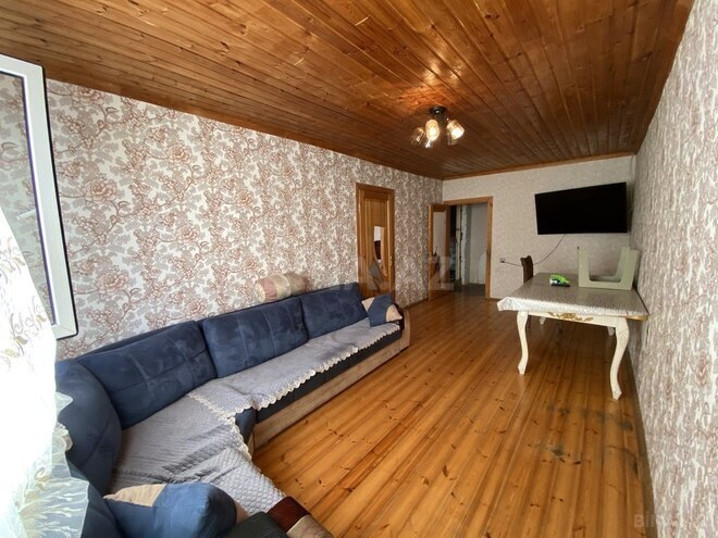 4 otaqlı həyət evi/bağ evi - Saray q. - 110 m² (1)