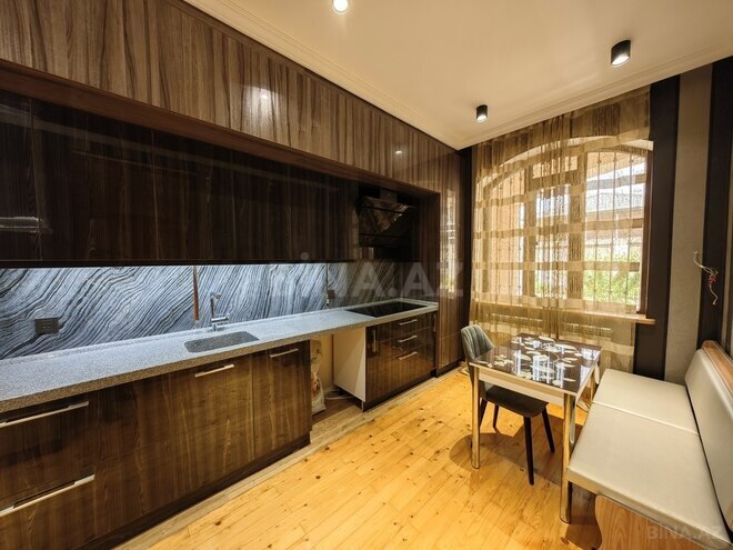 Satılır 6 otaqlı həyət evi/bağ evi 280 m², Qaraçuxur q., photo 10 from 31