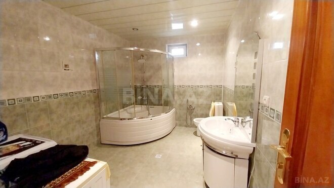 6 otaqlı həyət evi/bağ evi - Qaraçuxur q. - 200 m² (11)