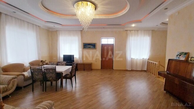6 otaqlı həyət evi/bağ evi - Qaraçuxur q. - 200 m² (12)
