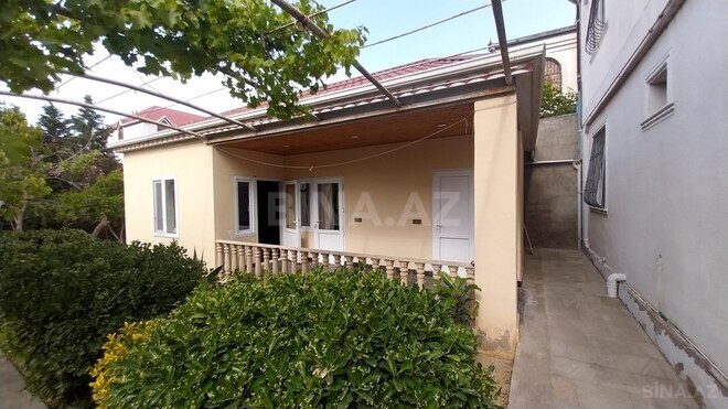 6 otaqlı həyət evi/bağ evi - Qaraçuxur q. - 200 m² (16)