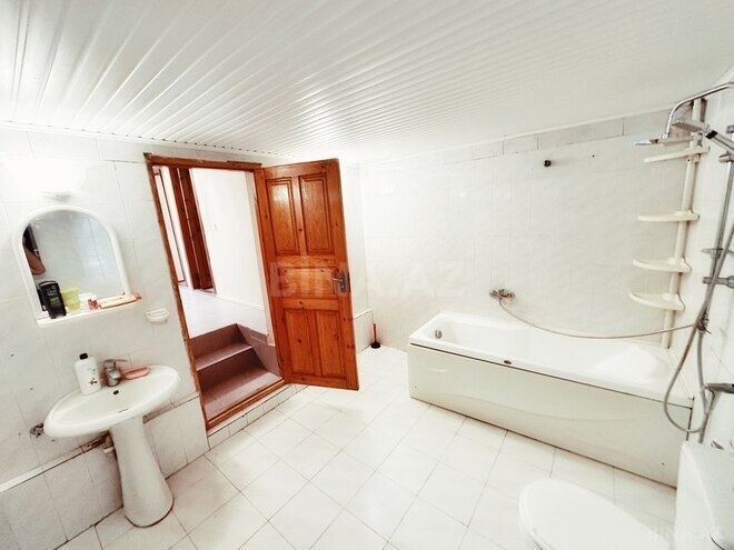 5 otaqlı həyət evi/bağ evi - Hövsan q. - 400 m² (13)
