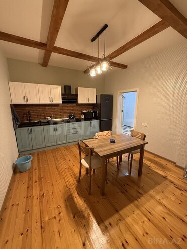 3 otaqlı həyət evi/bağ evi - Şüvəlan q. - 154 m² (6)