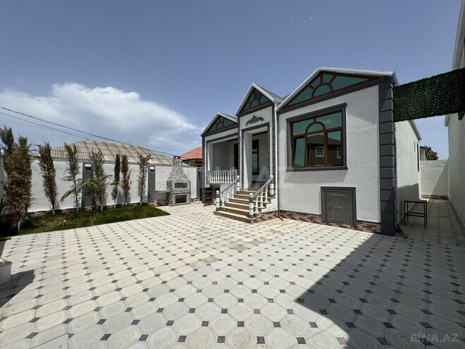 4 otaqlı həyət evi/bağ evi - Zabrat q. - 135 m² (1)