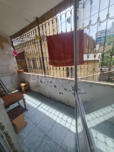 İcarəyə verilir 2 otaqlı köhnə tikili 69 m², Sahil m., photo 13 from 15