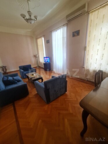 İcarəyə verilir 2 otaqlı köhnə tikili 69 m², Sahil m., photo 6 from 15