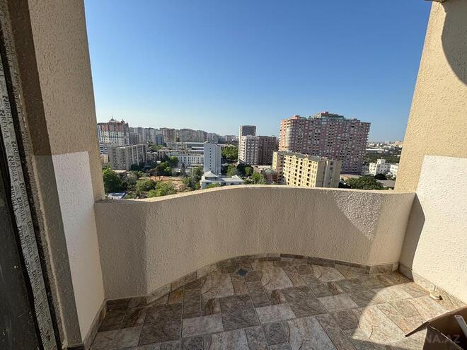 3-комн. новостройка - м. 28 мая - 100 м² (15)