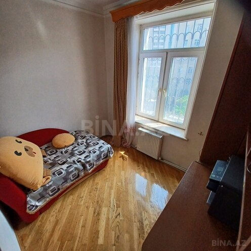 4-комн. вторичка - м. Низами - 120 м² (13)