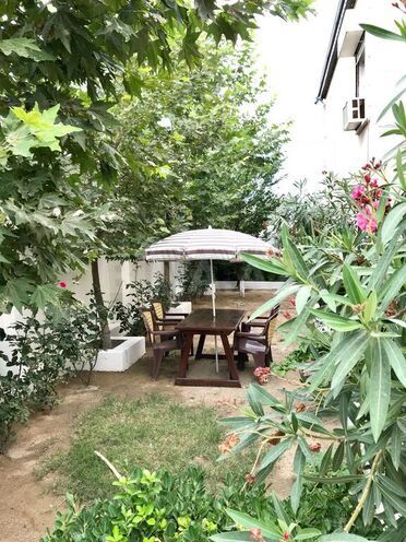 7 otaqlı həyət evi/bağ evi - Şüvəlan q. - 240 m² (15)
