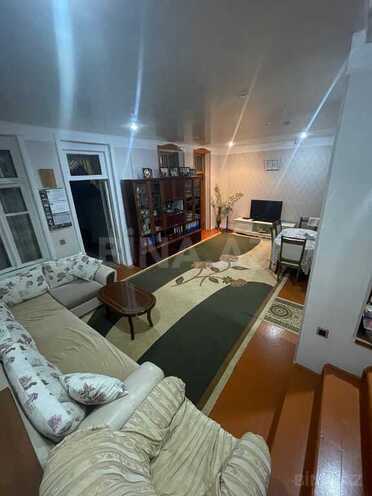 10 otaqlı həyət evi/bağ evi - Bayıl q. - 210 m² (4)