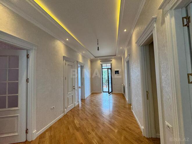 6 otaqlı həyət evi/bağ evi - Novxanı q. - 265 m² (18)