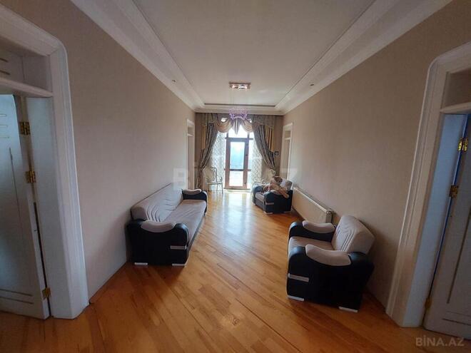 6 otaqlı həyət evi/bağ evi - Novxanı q. - 335 m² (20)