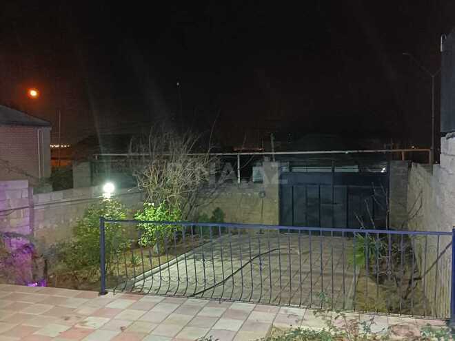 6 otaqlı həyət evi/bağ evi - Zığ q. - 395 m² (25)