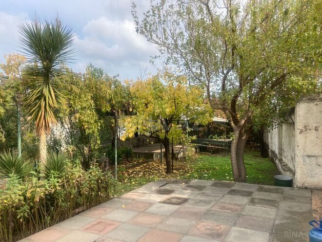 6 otaqlı həyət evi/bağ evi - Novxanı q. - 234 m² (7)