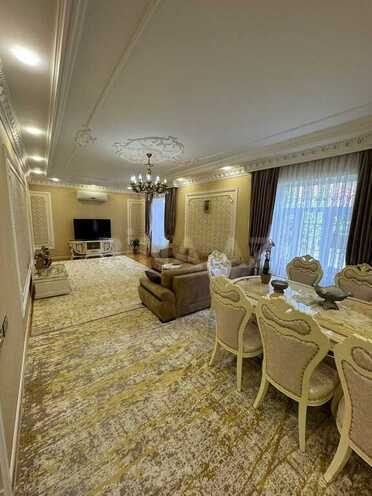 8 otaqlı həyət evi/bağ evi - Binəqədi r. - 450 m² (23)