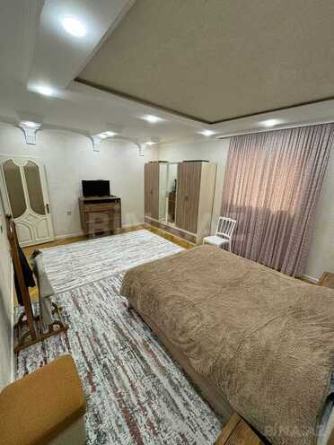 8 otaqlı həyət evi/bağ evi - Binəqədi r. - 450 m² (21)