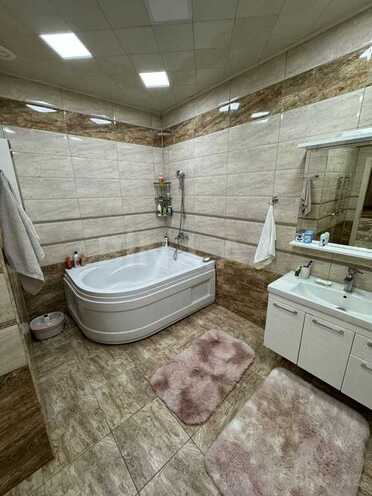 8 otaqlı həyət evi/bağ evi - Binəqədi r. - 450 m² (20)