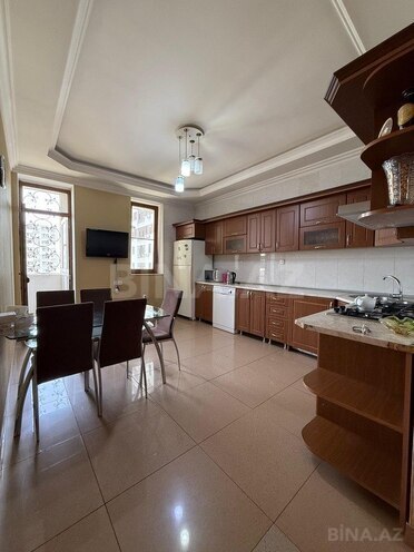 3 otaqlı yeni tikili - İnşaatçılar m. - 130 m² (9)