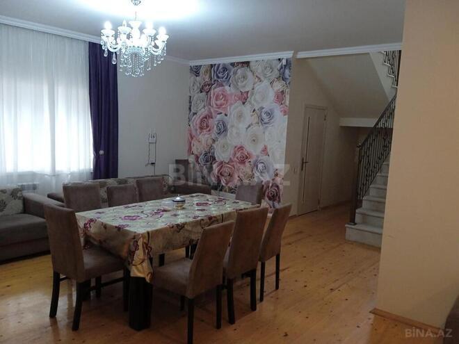 6 otaqlı həyət evi/bağ evi - Novxanı q. - 200 m² (9)