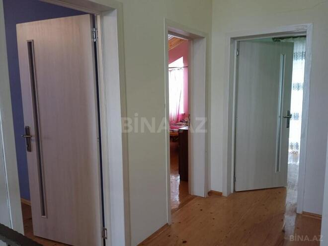 6 otaqlı həyət evi/bağ evi - Novxanı q. - 200 m² (20)