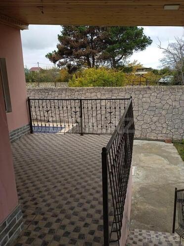 6 otaqlı həyət evi/bağ evi - Novxanı q. - 200 m² (16)