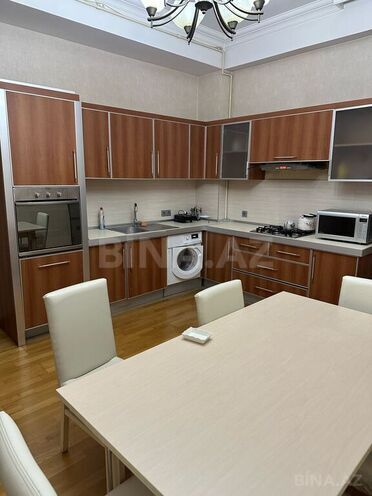 4-комн. новостройка - м. Сахил - 160 м² (11)
