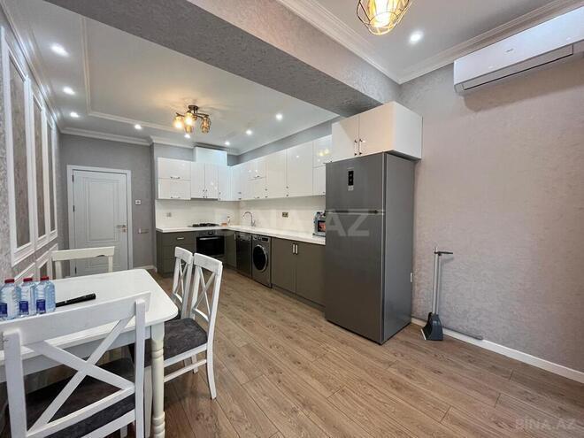 4-комн. новостройка - м. Шах Исмаил Хатаи - 181 м² (17)