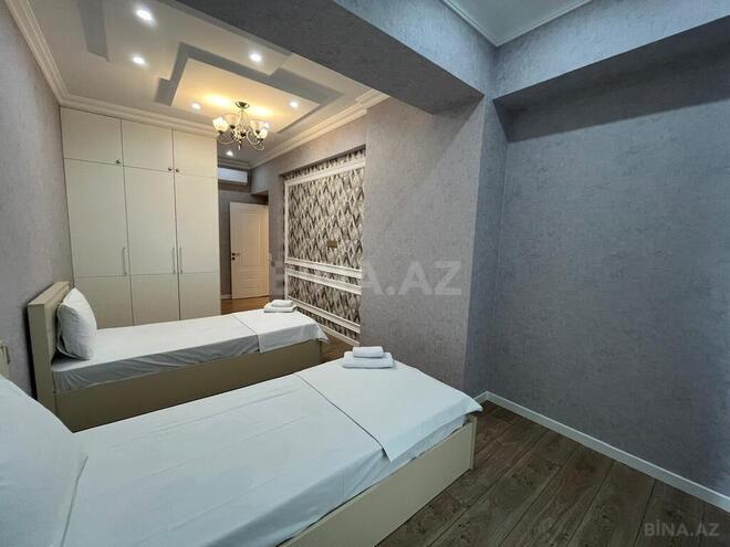 4-комн. новостройка - м. Шах Исмаил Хатаи - 181 м² (8)