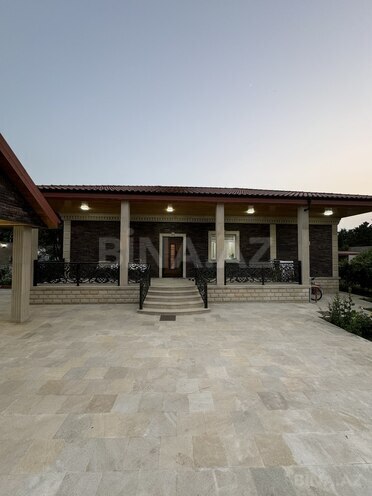 4 otaqlı həyət evi/bağ evi - Mərdəkan q. - 200 m² (1)