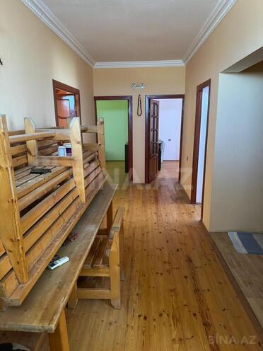 7 otaqlı həyət evi/bağ evi - Novxanı q. - 280 m² (22)