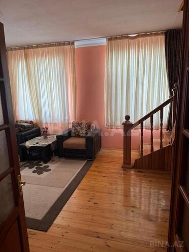 7 otaqlı həyət evi/bağ evi - Novxanı q. - 280 m² (20)