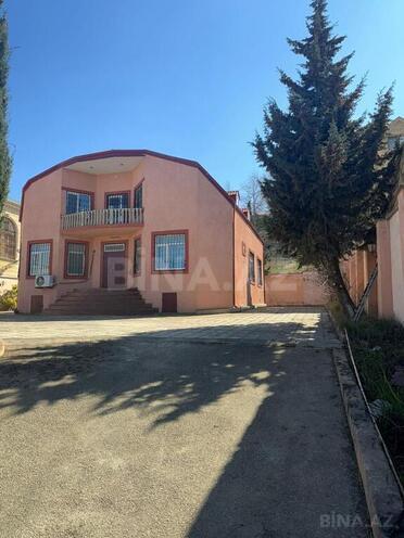 7 otaqlı həyət evi/bağ evi - Novxanı q. - 280 m² (1)