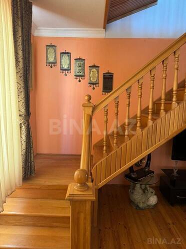 7 otaqlı həyət evi/bağ evi - Novxanı q. - 280 m² (19)