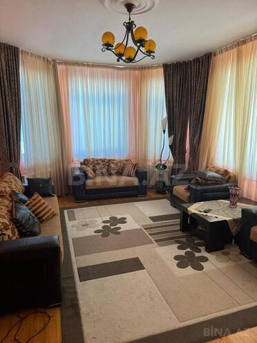 7 otaqlı həyət evi/bağ evi - Novxanı q. - 280 m² (18)