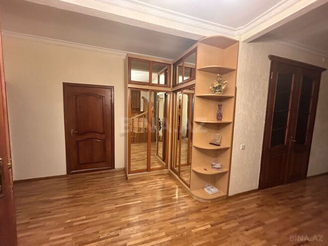 8 otaqlı həyət evi/bağ evi - Gənclik m. - 682 m² (22)