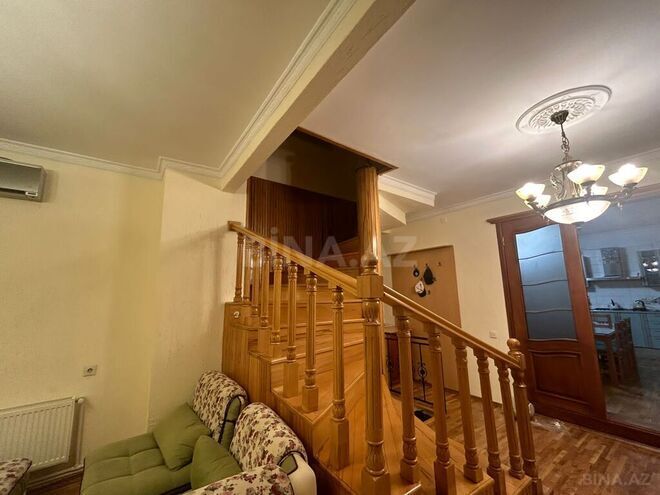 8 otaqlı həyət evi/bağ evi - Gənclik m. - 682 m² (23)