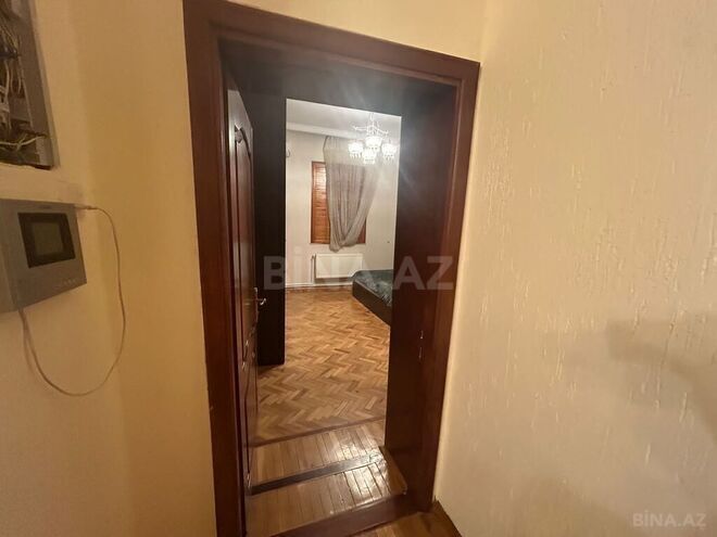 8 otaqlı həyət evi/bağ evi - Gənclik m. - 682 m² (19)