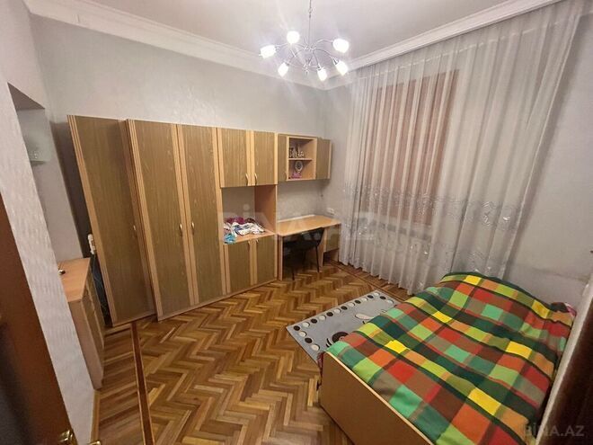 8 otaqlı həyət evi/bağ evi - Gənclik m. - 682 m² (9)