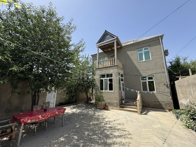 4 otaqlı həyət evi/bağ evi - Hövsan q. - 200 m² (1)