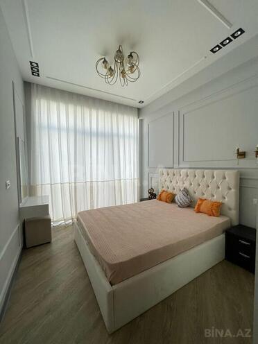 4 otaqlı həyət evi/bağ evi - Şüvəlan q. - 250 m² (17)